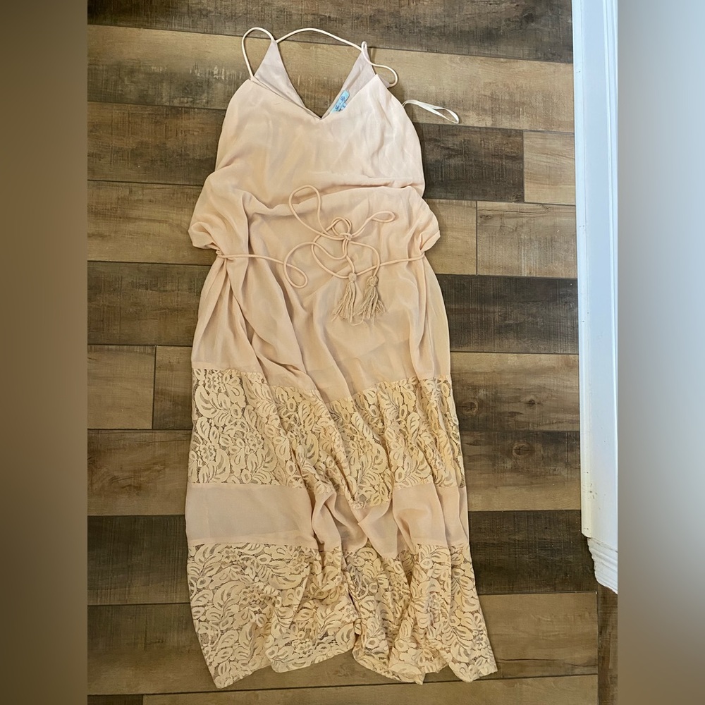 She  + Sky Boutique Maxi